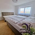Cejkovsky Dvorek Vakantiehuis *