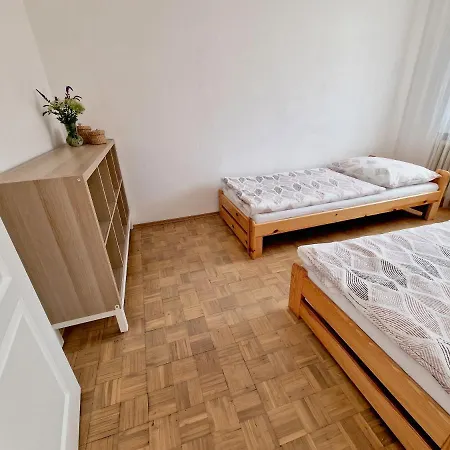 Cejkovsky Dvorek * Cejkovice (Hodonin)