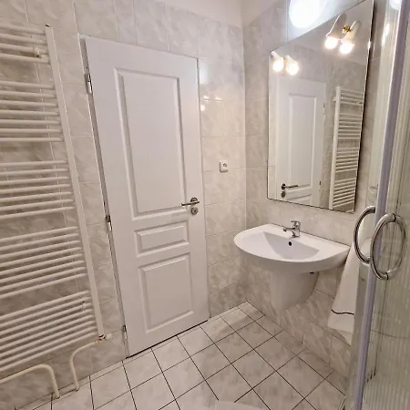 Cejkovsky Dvorek Tatil Evi *